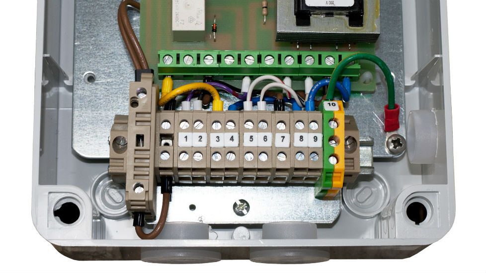 flow switch test module